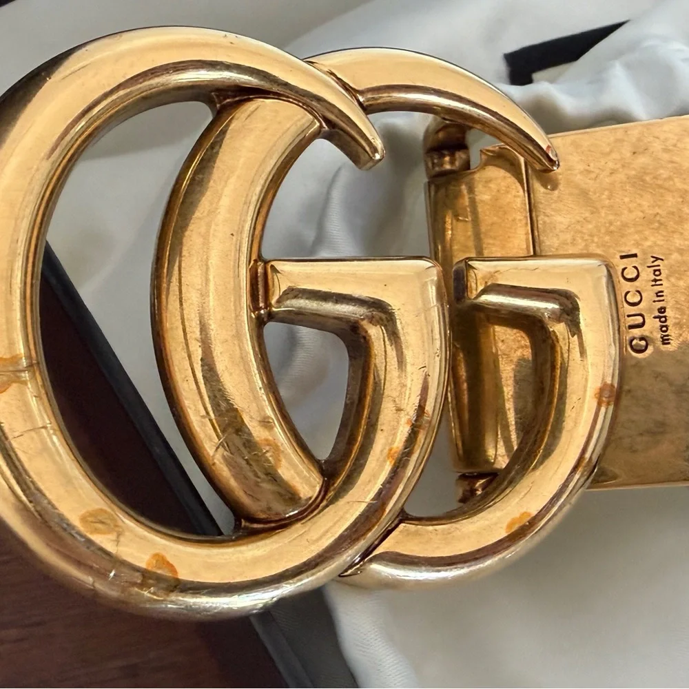 Gucci Black Belt with Gold GG Buckle - Picture 5 of 7
